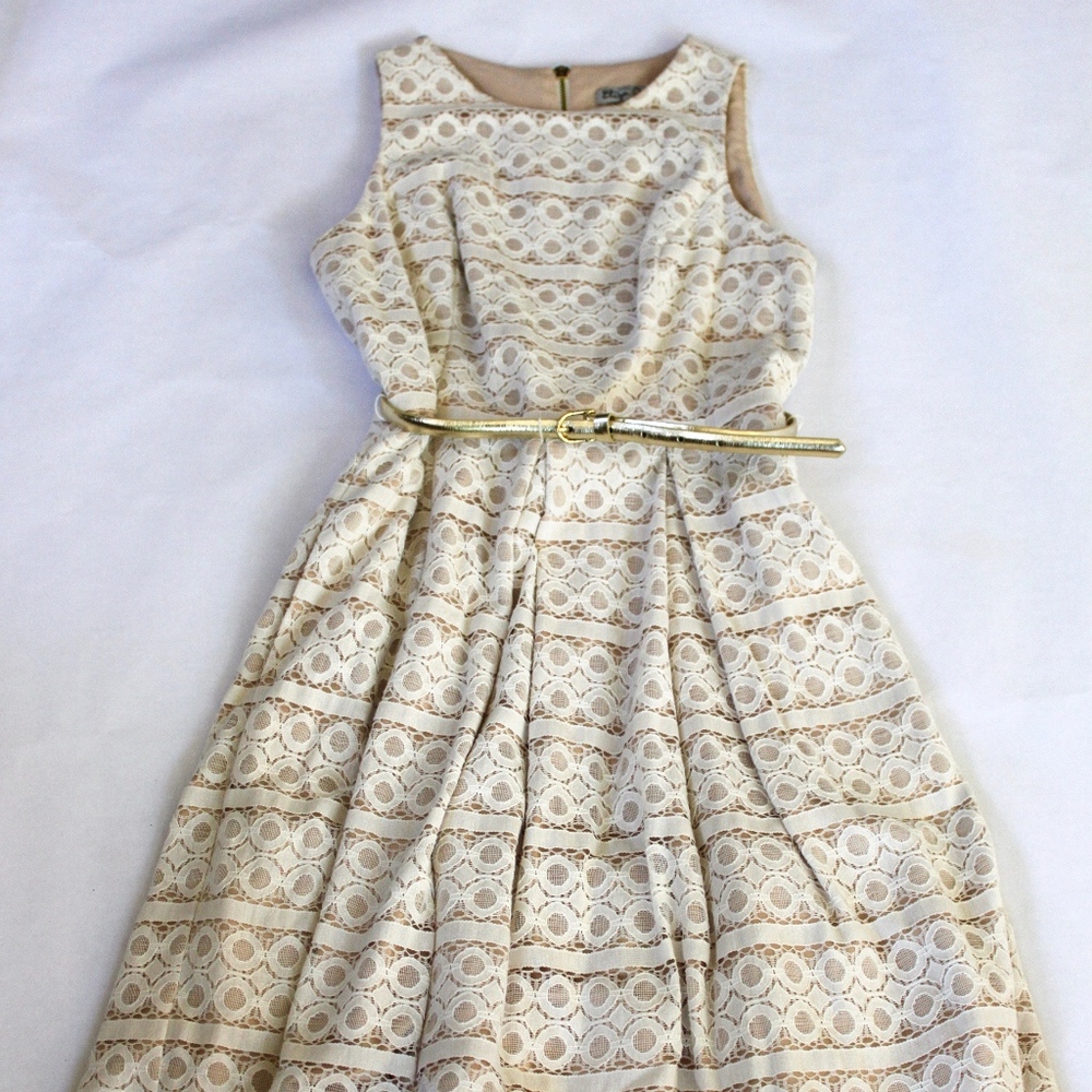 Eliza J Sleeveless Lace Dress With Belt